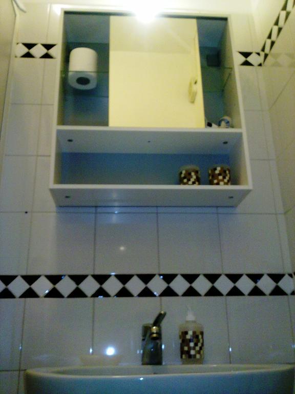 רומא Gigi Holiday Rooms מראה חיצוני תמונה