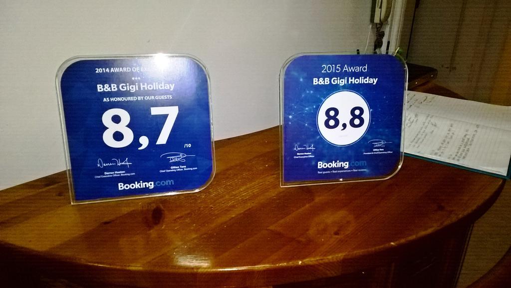 רומא Gigi Holiday Rooms מראה חיצוני תמונה