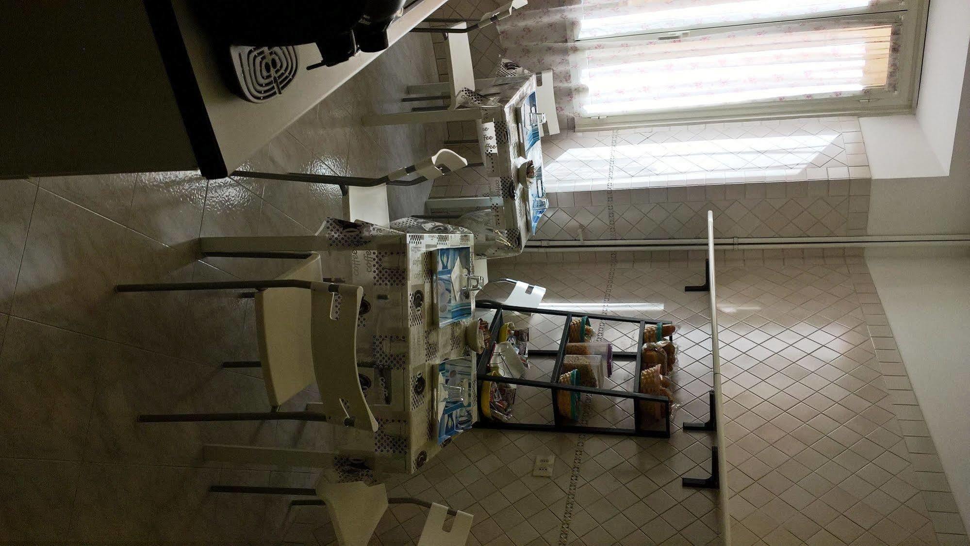 רומא Gigi Holiday Rooms מראה חיצוני תמונה
